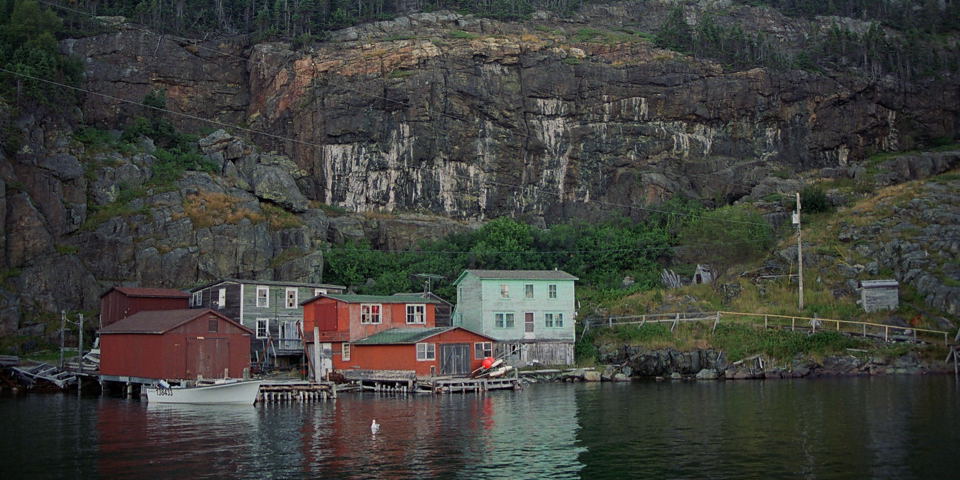 Round Harbour. Copyright (c) 2006 Edwin Neeleman