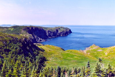 Uitzicht over Sleepy Cove en de Notre Dame Bay